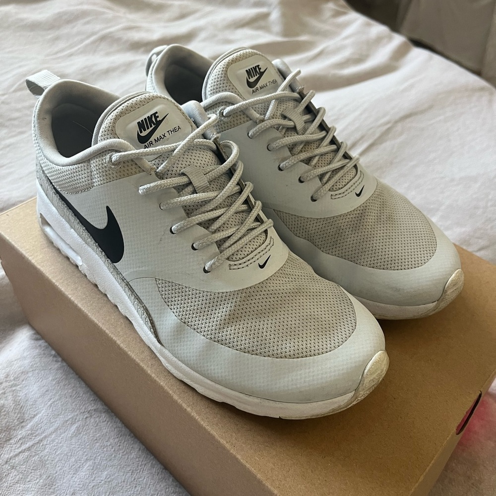 SOLD elsewhere - Nike air max thea- 2016